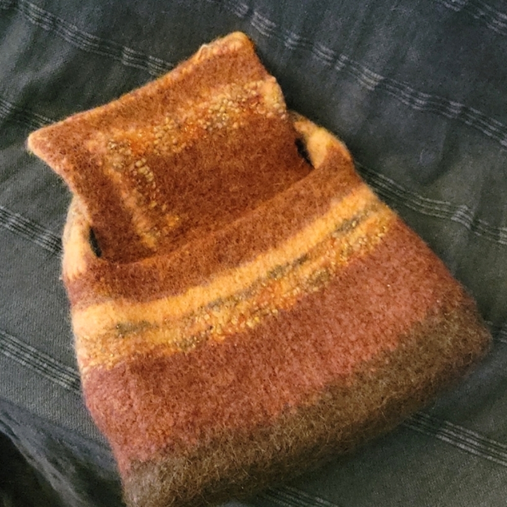 Handbag - Picture 2 of 4